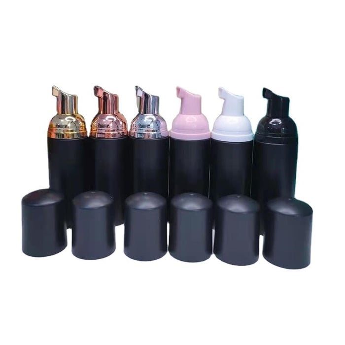 Black matte foam pump bottles image